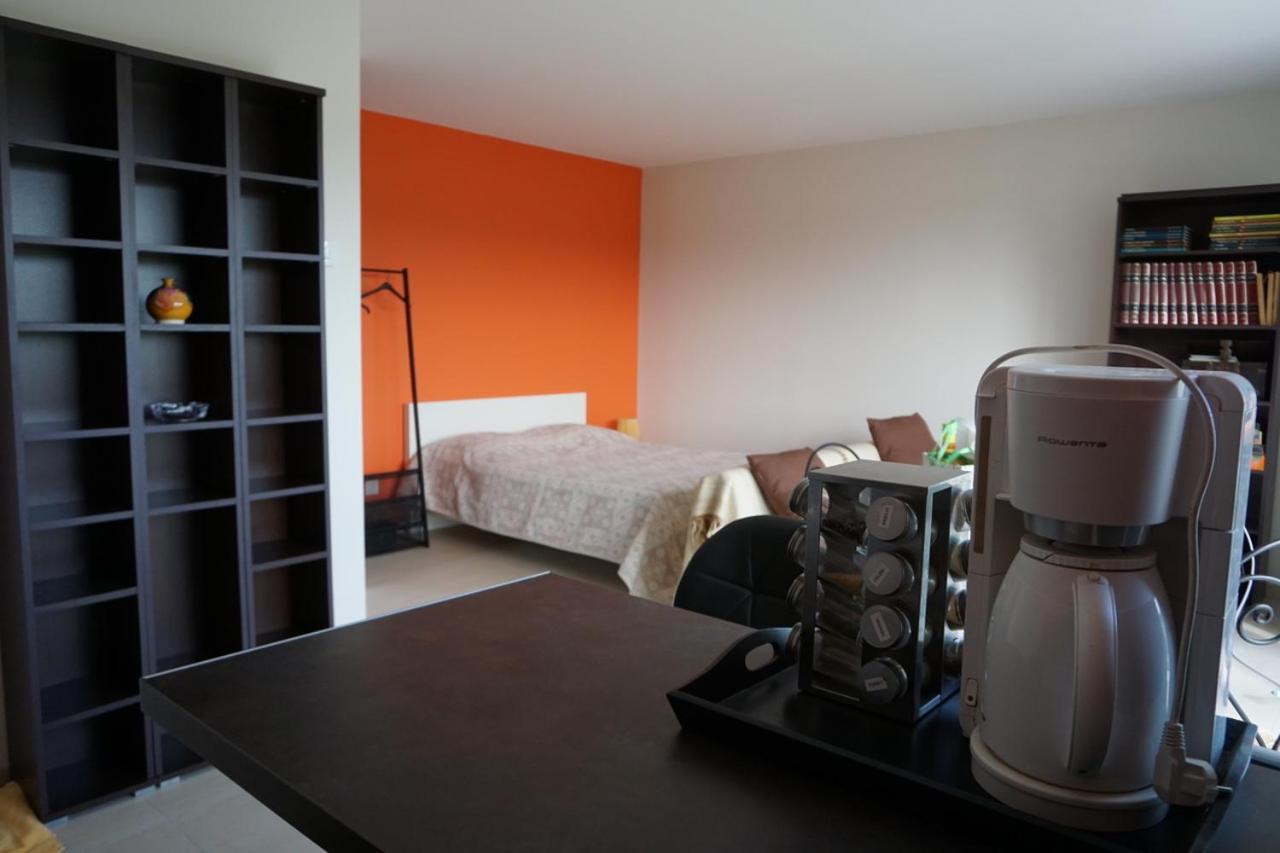 Chez Brigitte, Un Sejour En Haute-Loire Saint-Germain-Laprade Εξωτερικό φωτογραφία